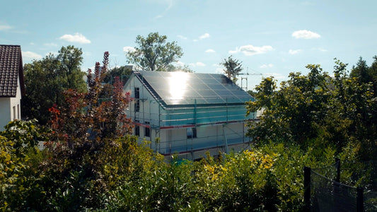 Unerwartete Blendwirkung der Solaranlage